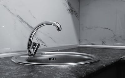 Lekkende kraan repareren? Zo pak je het aan