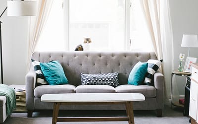 5 slimme tips om een kleine woonkamer ruimer te laten lijken