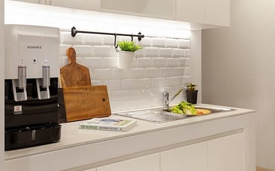 Keukenkastjes verven uitgelegd: zo doe je het in een weekend